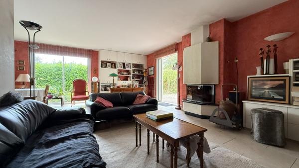 LA ROCHE SUR YON Saint André d'Ornay - Maison 155m², 4 chambres sur terrain 823m²