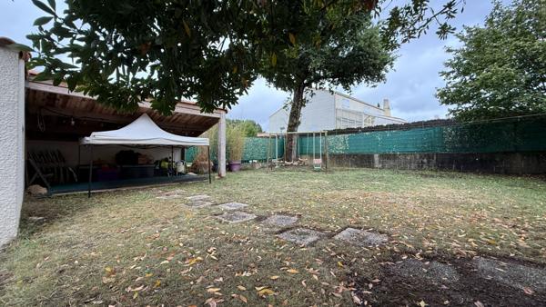 LA ROCHE SUR YON Saint André d'Ornay - Maison 155m², 4 chambres sur terrain 823m²