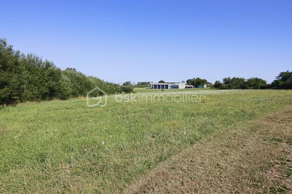 Terrain commercial de 13 422 m²