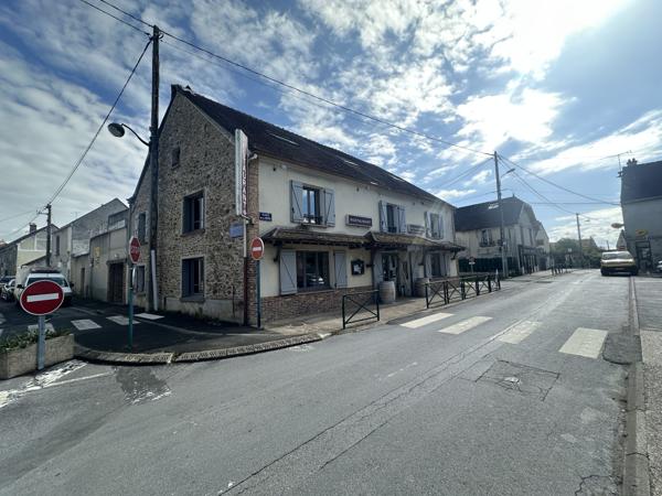 Fonds De Commerce
        
        - 294 m² Exclusivité 330 000 € *