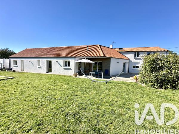 Maison à vendre 6 pièces 164 m² Le Poiré-sur-Vie