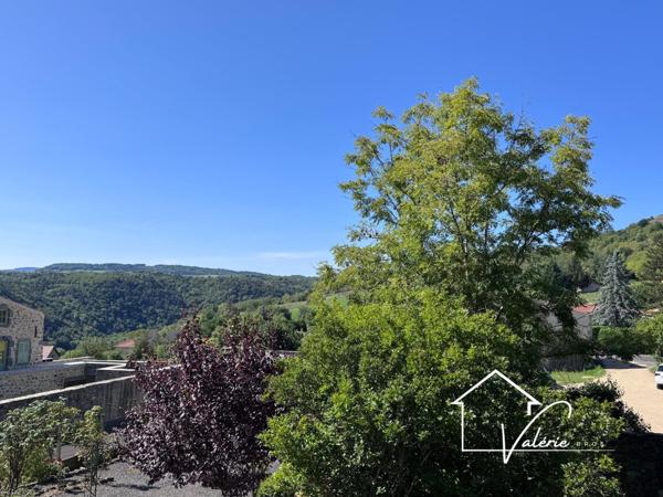 Charmante maison de village à Montaigut-le-Blanc