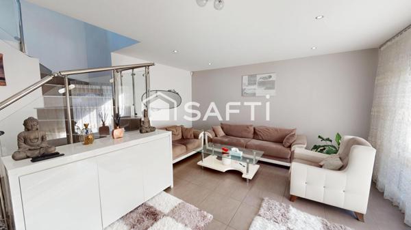 Maison moderne , en très bon état Chambre au Rez de chaussée