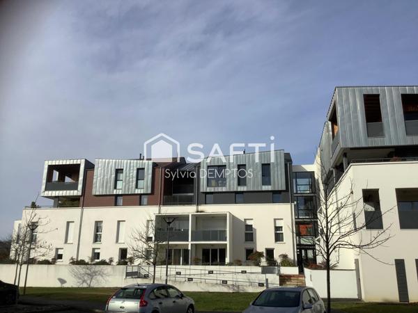 Appartement T3 - 61m2 - LONS