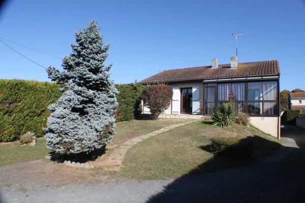 Dpt Vienne (86), à vendre POITIERS maison de 155 m² - Terrain de 1 200,00 m²