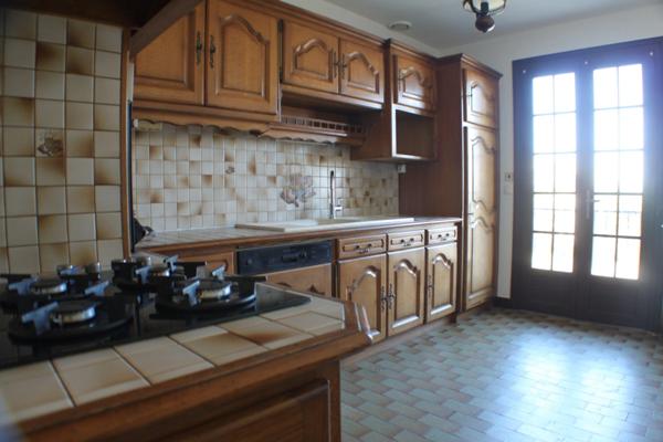 Dpt Vienne (86), à vendre POITIERS maison de 155 m² - Terrain de 1 200,00 m²