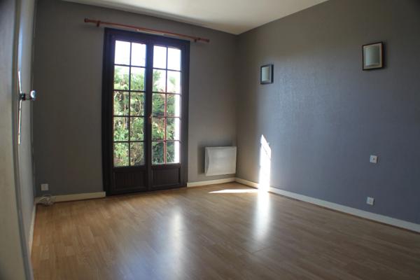 Dpt Vienne (86), à vendre POITIERS maison de 155 m² - Terrain de 1 200,00 m²