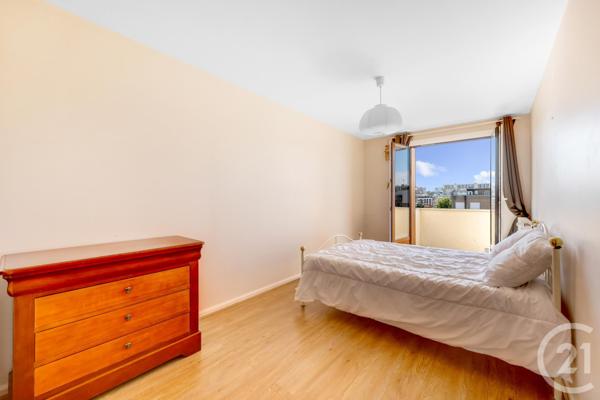 Appartement F4 à vendre  3 pièces - 71,12 m2 VANVES - 92