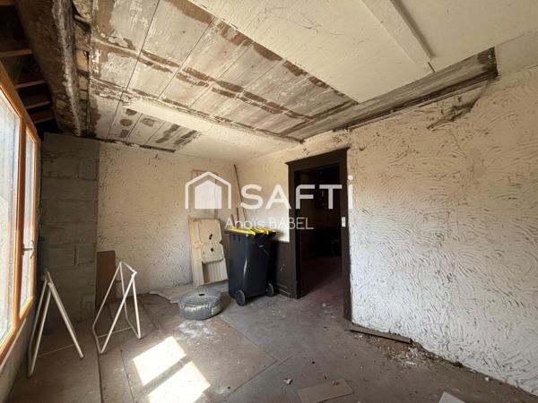 Maison en pierre à rénover - fort potentiel !