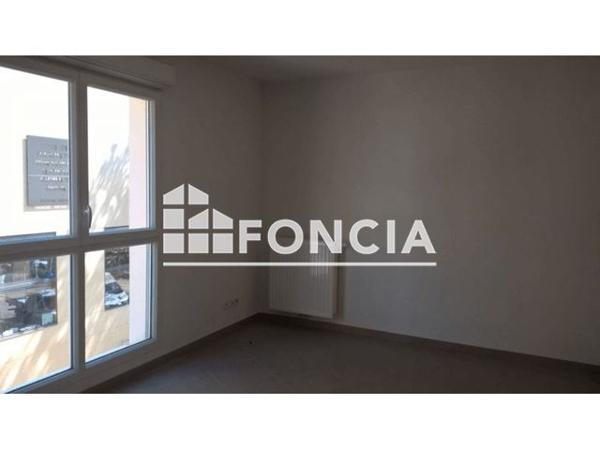 Location Studio 28.55 m² - BLD NATOIRE Nimes 30000