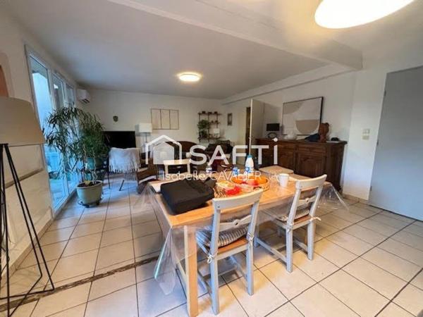 JOLIE MAISON MITOYENNE SUR MORIERES LES AVIGNON