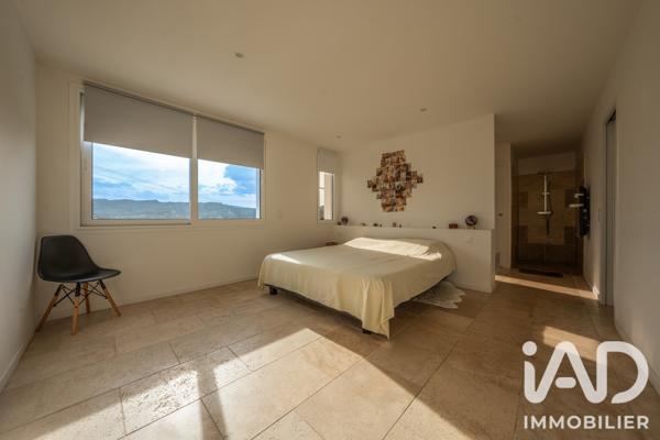 Maison (prestige) à vendre 5 pièces 233 m² Ucel