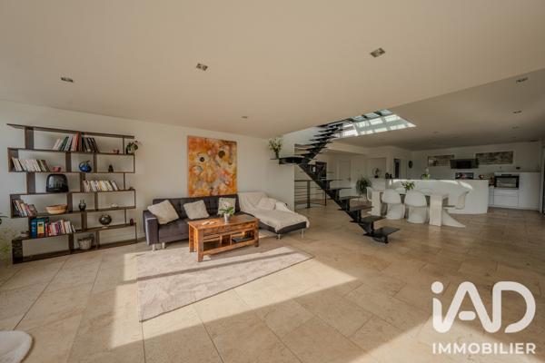 Maison (prestige) à vendre 5 pièces 233 m² Ucel