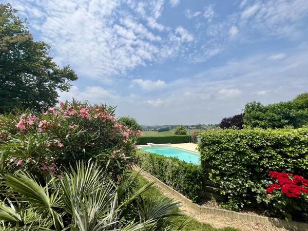 Maison à vendre |  Virazeil |  6 pièces | 145 m²