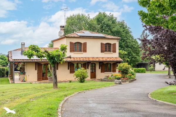 Maison à vendre |  Virazeil |  6 pièces | 145 m²