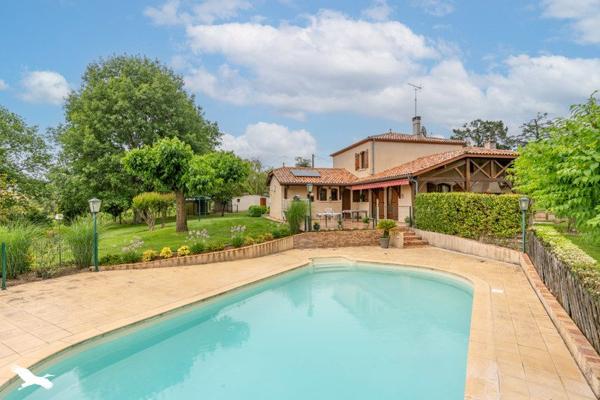 Maison à vendre |  Virazeil |  6 pièces | 145 m²