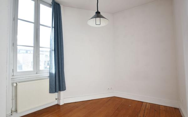 Appartement à louer    3 pièces • 94,30 m2 Roanne