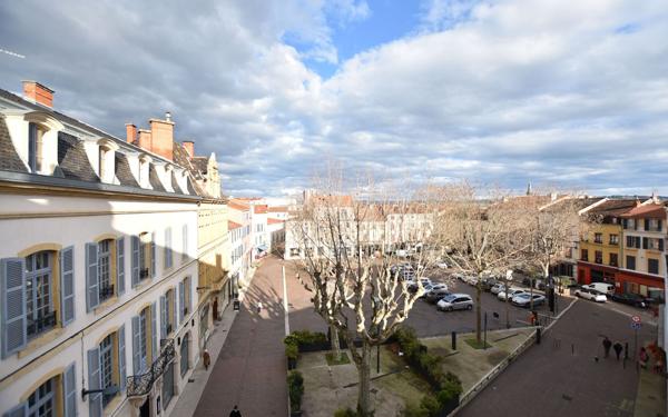 Appartement à louer    3 pièces • 94,30 m2 Roanne