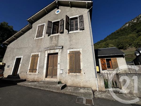 Immeuble à vendre  102 m 2   BEYREDE JUMET  - 65