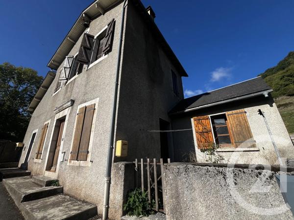 Immeuble à vendre  102 m 2   BEYREDE JUMET  - 65