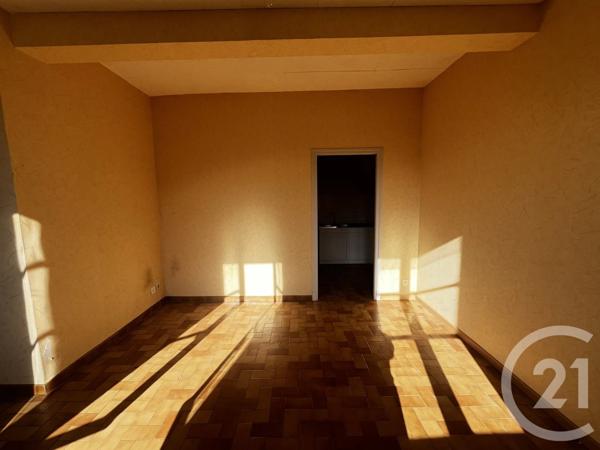 Immeuble à vendre  102 m 2   BEYREDE JUMET  - 65