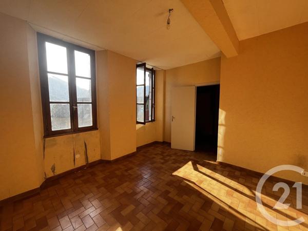 Immeuble à vendre  102 m 2   BEYREDE JUMET  - 65