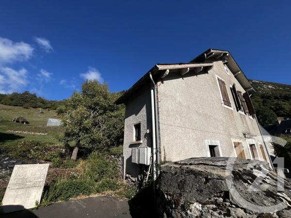 Immeuble à vendre  102 m 2   BEYREDE JUMET  - 65