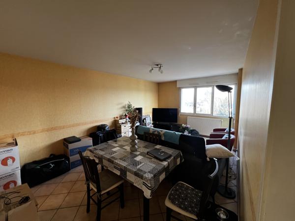 APPARTEMENT T3 63m² - PARKING et CAVE