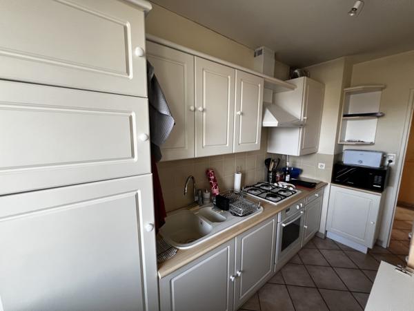 APPARTEMENT T3 63m² - PARKING et CAVE