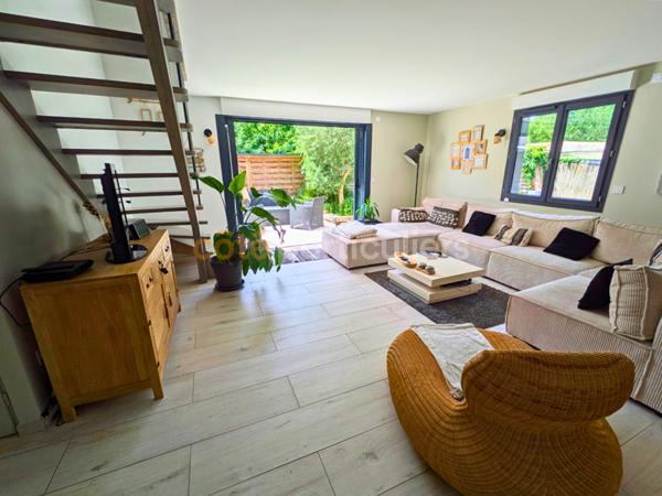 Vente
                Maison107 m² - 5 Pièces -
                    MONTAUBAN (82000)