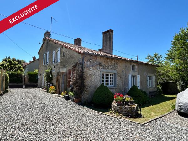 Maison de caractère à Usson Du Poitou