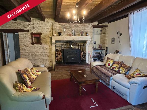 Maison de caractère à Usson Du Poitou