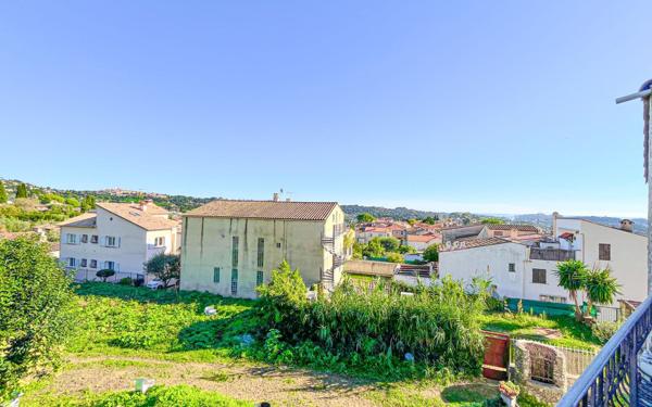 Maison à vendre    7 pièces •  La Colle-sur-Loup