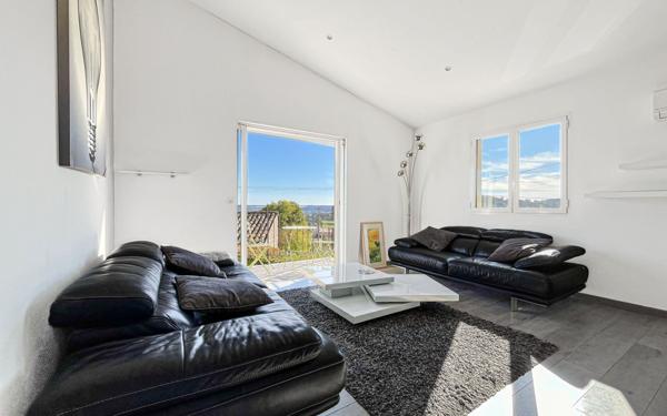 Maison à vendre    7 pièces •  La Colle-sur-Loup