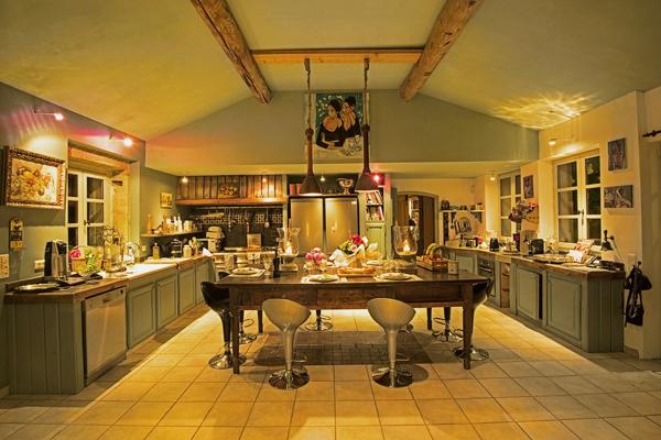 Cabrières-d'Avignon (84220) PROPRIETE 690 M2