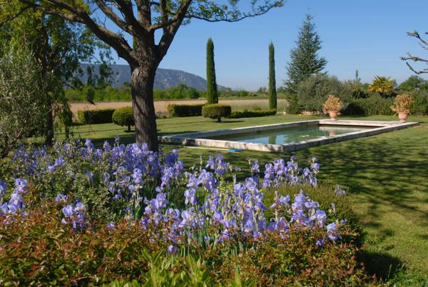 Cabrières-d'Avignon (84220) PROPRIETE 690 M2