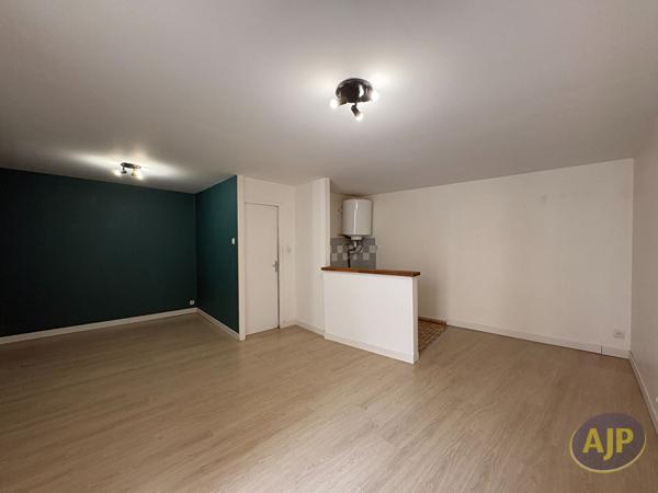 Location appartement Nantes : 455 € - AJP Immobilier Nantes Ouest