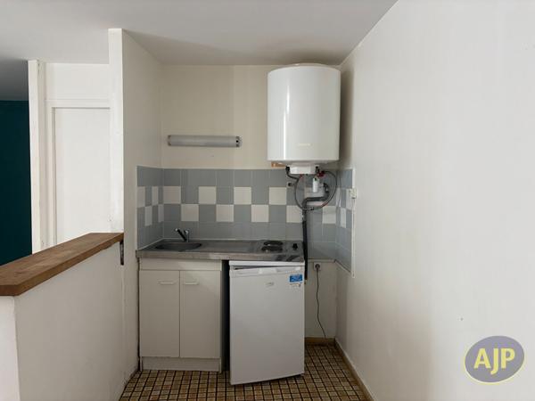 Location appartement Nantes : 455 € - AJP Immobilier Nantes Ouest