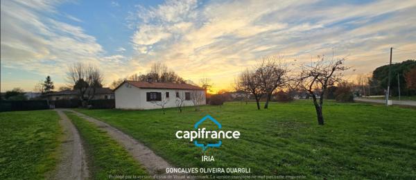 A vendre - Maison de plain-pied avec grand terrain - Villeneuve-sur-Lot.