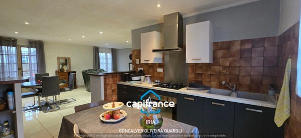 A vendre - Maison de plain-pied avec grand terrain - Villeneuve-sur-Lot.