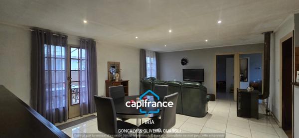 A vendre - Maison de plain-pied avec grand terrain - Villeneuve-sur-Lot.