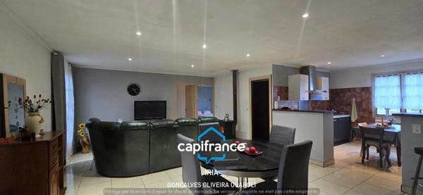 A vendre - Maison de plain-pied avec grand terrain - Villeneuve-sur-Lot.