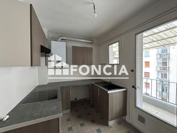 Location Appartement 3 pièces 64.75 m² - 9 RUE LOUIS LE CARDONNEL Grenoble 38000