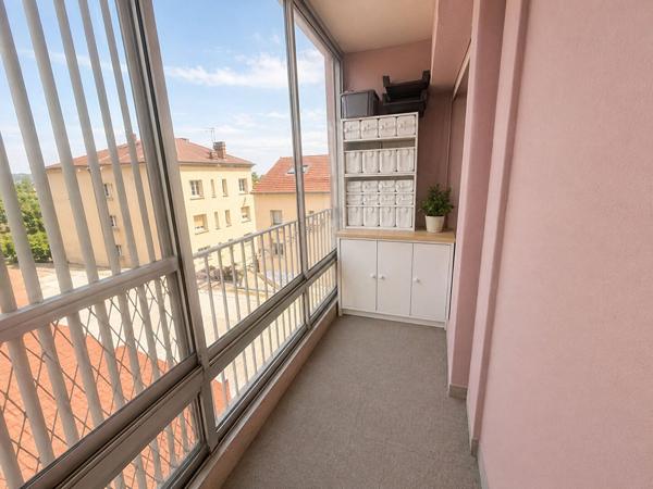 Appartement T4 - 94 m2 avec balcon et garage à Romans Sur Isère