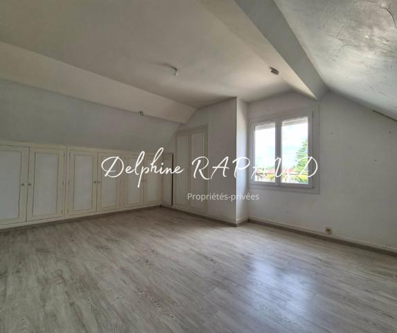 Maison familiale 5 chambres à proximité de toutes les commodités 138 m2