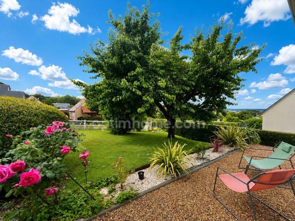 Proximité immédiate de Honfleur - Maison de 115 m2 - 3 chambres - Terrasses - Garage - Carport - Terrain 757 m2 -