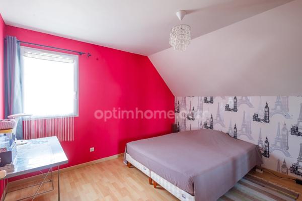 Proximité immédiate de Honfleur - Maison de 115 m2 - 3 chambres - Terrasses - Garage - Carport - Terrain 757 m2 -