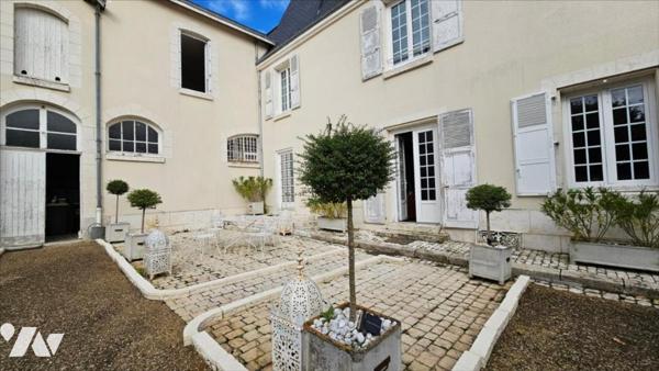 VENDOME PROPRIETE 300m² sur PARC 8975m²