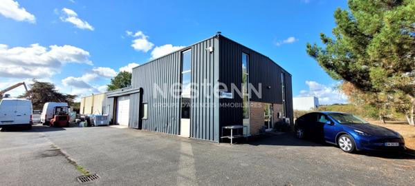Local d'activité de 473m² sur parcelle de 3400m² en zone d'activité à st Cyr en Val