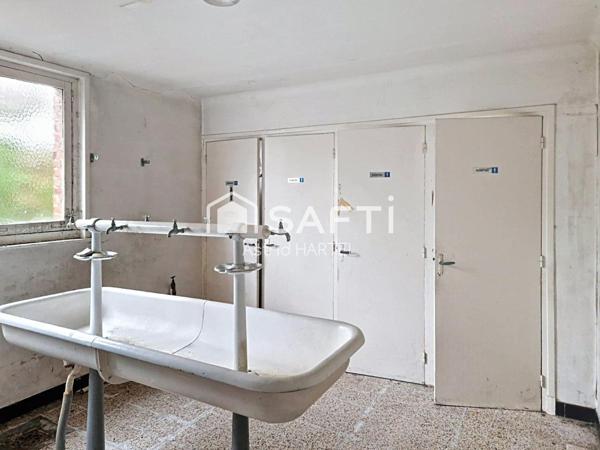 LOCAL COMMERCIAL AVEC POSSIBILITE? D’HABITATION